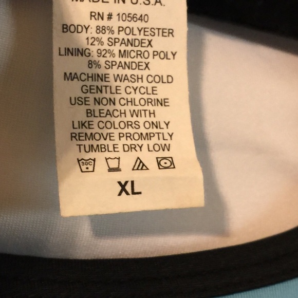 SO Sporty built in bra ruffled bottom exercise crop top size large - Picture 6 of 6